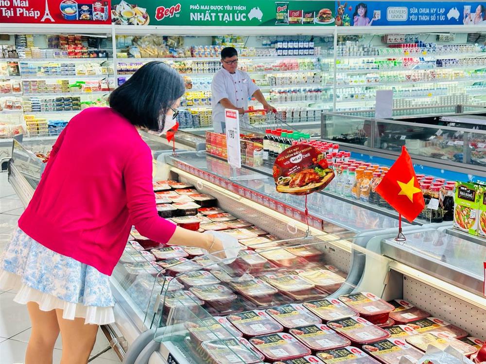 Dòng vốn ngoại gia tăng, cơ hội dài hạn cho ngành tiêu dùng - bán lẻ Việt